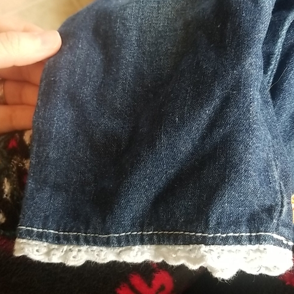 Capris - Picture 3 of 3